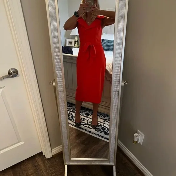 BADGLEY MISCHKA Sexy Red Sleeveless Midi Dress NWOT - Picture 4 of 4